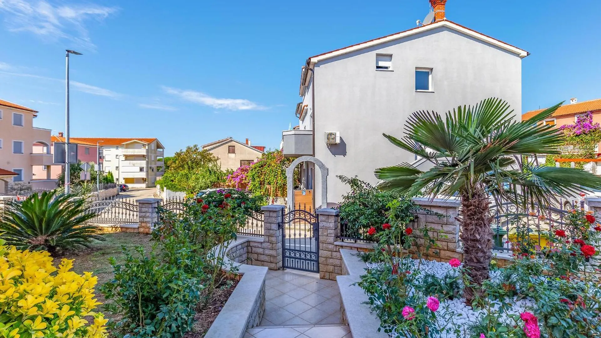 Cozy Apartment In Medulin With Kitchen Croatia