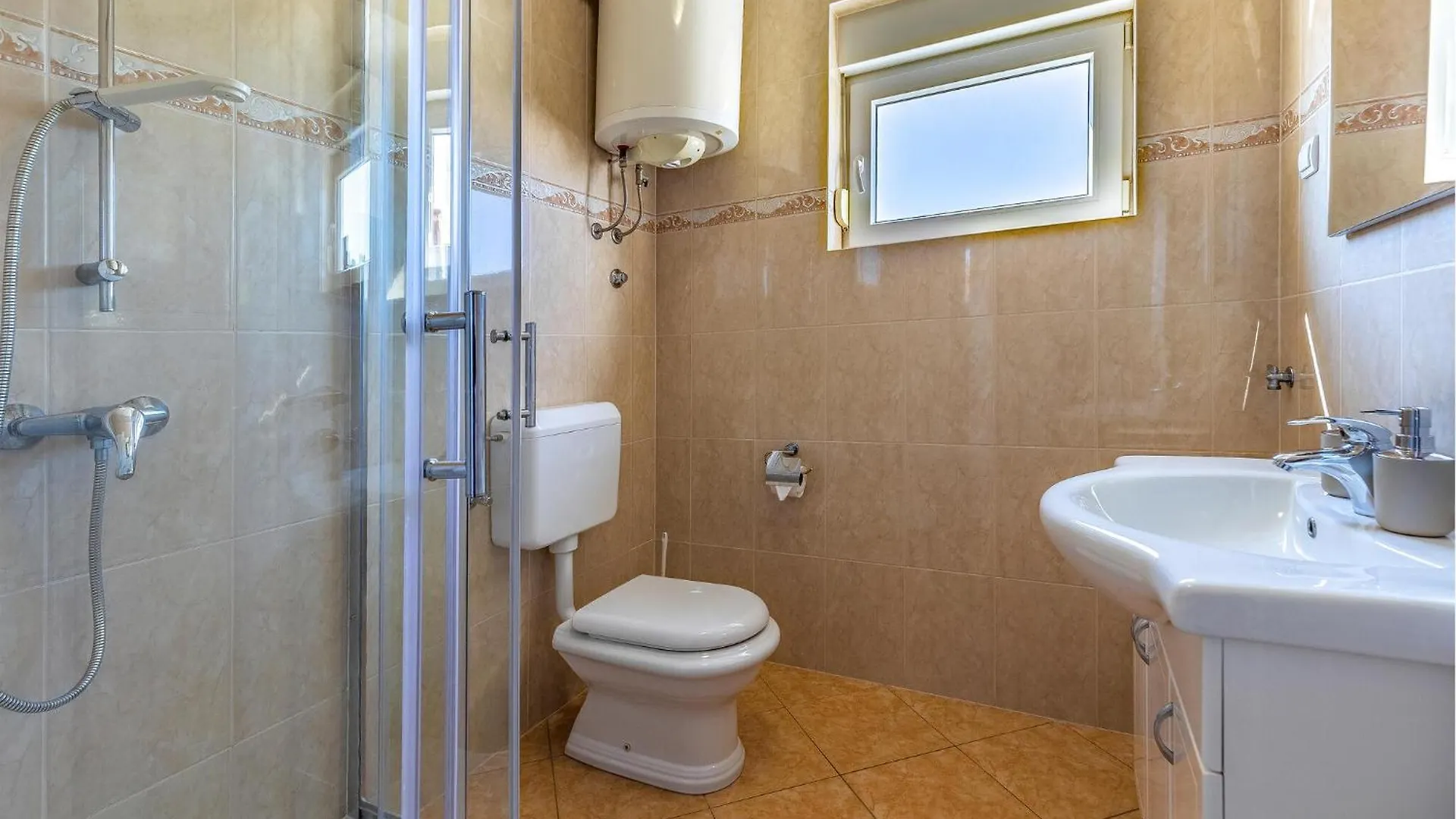 Cozy Apartment In Medulin With Kitchen